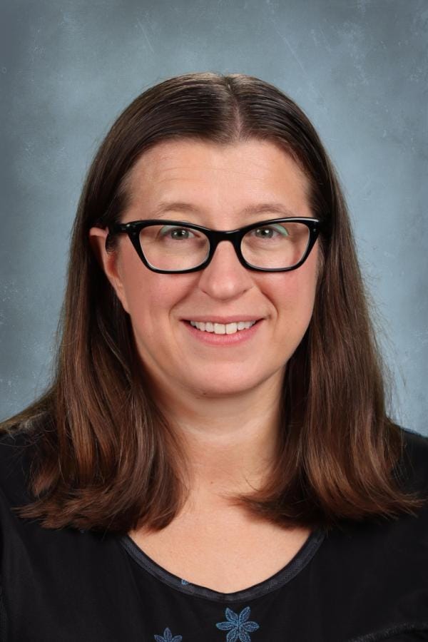 Amy Mechling staff photo